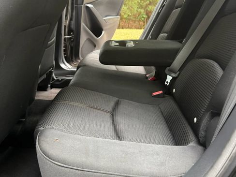 Used 2018 MAZDA MAZDA3 Sport w/ Preferred Equipment Package FWD image 11