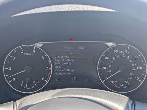 Used 2025 Nissan Altima 2.5 SV FWD image 15