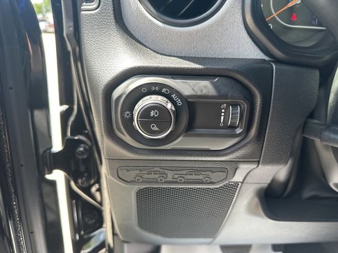 New 2025 Jeep Gladiator Willys image 61