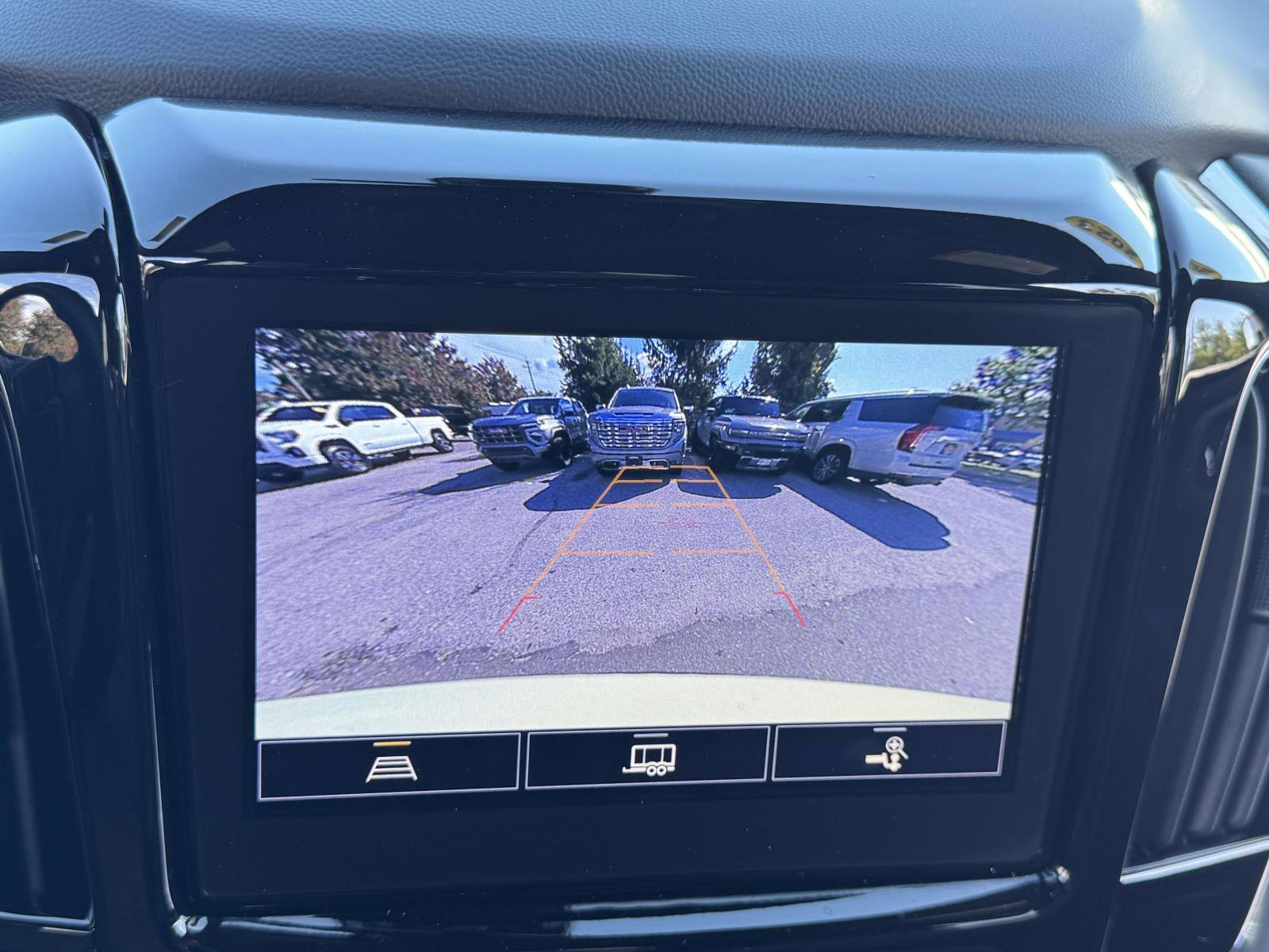 Used 2023 Chevrolet Traverse LT AWD/4WD image 29