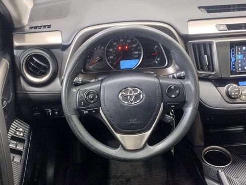 Used 2014 Toyota RAV4 XLE AWD/4WD image 32