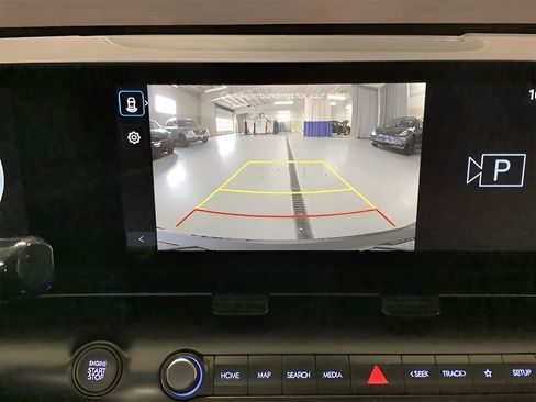 Used 2025 Hyundai Kona SEL FWD image 26