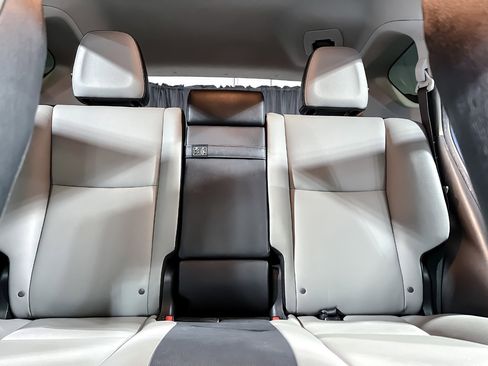 Used 2016 Toyota RAV4 Limited image 28