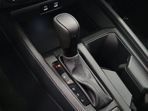 Certified 2025 Honda Accord SE image 31