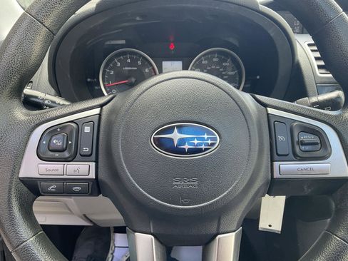 Used 2018 Subaru Forester 2.5i Premium w/ All-Weather Package AWD/4WD image 17