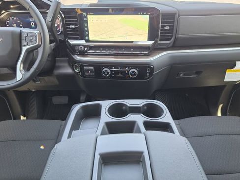 New 2026 Chevrolet Silverado 3500 LT AWD/4WD image 17