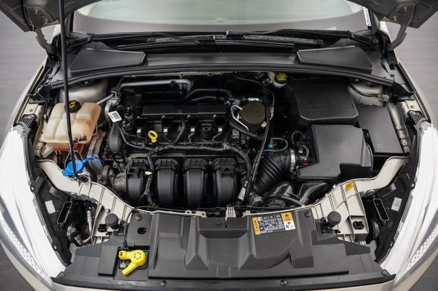 Used 2016 Ford Focus SE FWD image 13