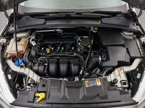 Used 2016 Ford Focus SE FWD image 13