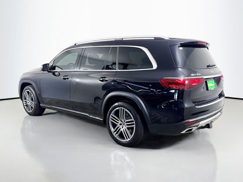 Used 2025 Mercedes-Benz GLS 450 4MATIC image 7