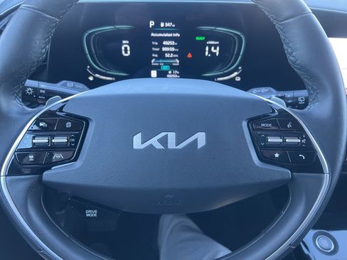 Certified 2023 Kia Niro EX image 59