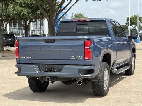 Used 2026 Chevrolet Silverado 2500 High Country w/ Technology Package AWD/4WD image 5