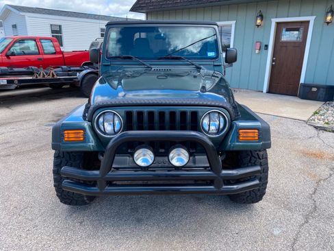 Used 2004 Jeep Wrangler X w/ Wheel Plus Group AWD/4WD image 7