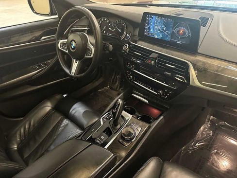 Used 2018 BMW M550i xDrive image 30