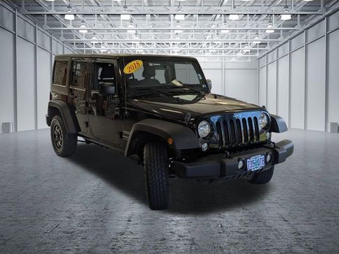 Used 2018 Jeep Wrangler Unlimited Sport w/ Connectivity Group image 7