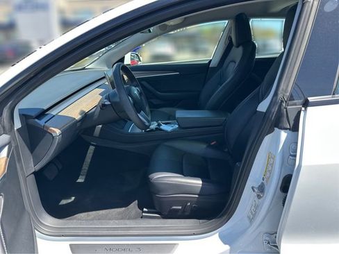 Used 2023 Tesla Model 3 Standard Range RWD image 11