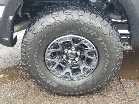Used 2024 Ford F150 Raptor w/ Equipment Group 803A Raptor R AWD/4WD image 7