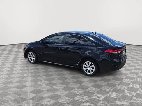 Used 2023 Toyota Corolla LE FWD image 6