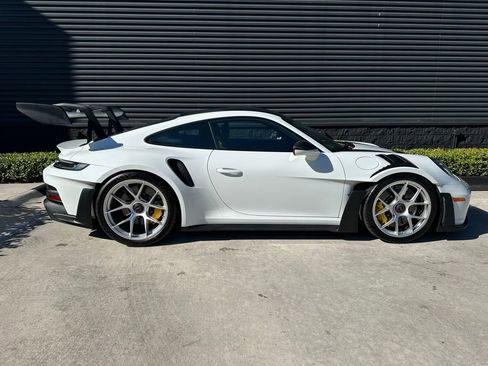 Certified 2025 Porsche 911 GT3 RS image 10