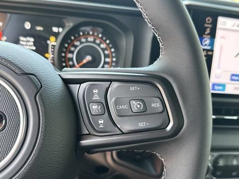 New 2026 Jeep Wrangler Unlimited Rubicon AWD/4WD image 30