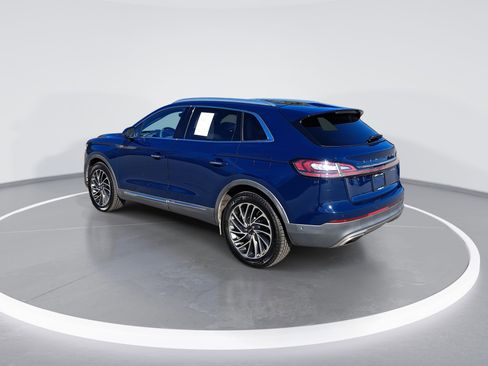 Used 2020 Lincoln Nautilus Reserve w/ Equipment Group 201A image 5