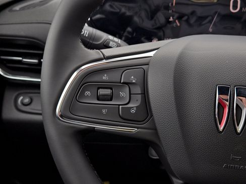 New 2026 Buick Envista Sport Touring FWD image 9