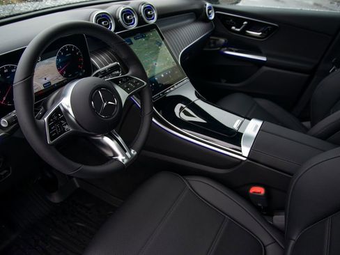 New 2026 Mercedes-Benz GLC 300 4MATIC image 9