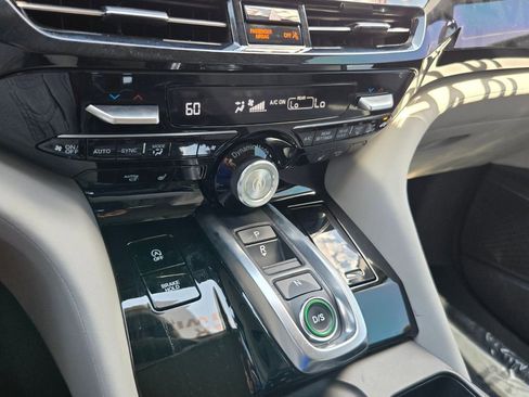 Used 2024 Acura MDX FWD w/ Technology Package image 21