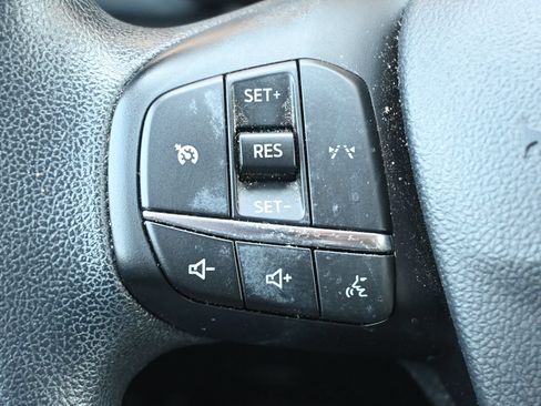 Used 2025 Ford Escape Active FWD image 8