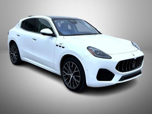 Used 2023 Maserati Grecale GT AWD/4WD image 3