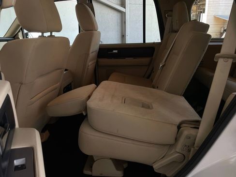 Used 2015 Ford Expedition XL image 17