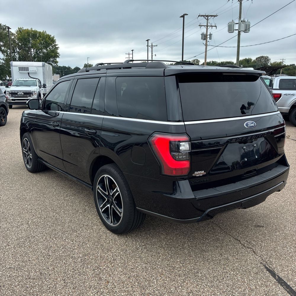 Used 2019 Ford Expedition Limited w/ Equipment Group 303A AWD/4WD image 4