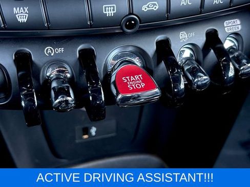 Used 2024 MINI Cooper S FWD image 8
