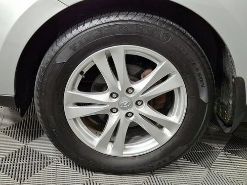 Used 2012 Hyundai Santa Fe SE AWD/4WD image 12