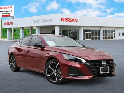 Used 2026 Nissan Altima 2.5 SR w/ SR Premium Package