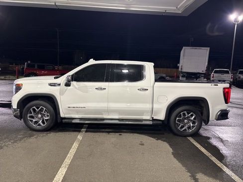 Certified 2023 GMC Sierra 1500 SLT w/ SLT Premium Package image 5