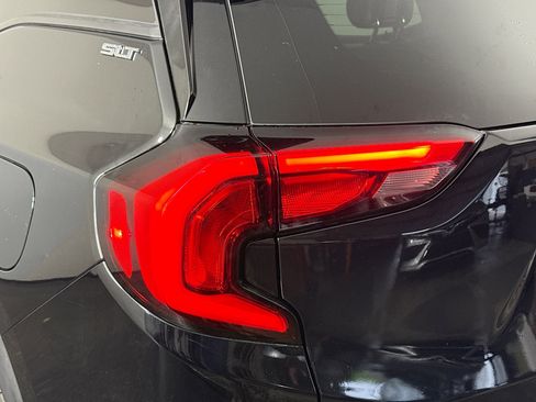 Used 2018 GMC Terrain SLT w/ Preferred Package FWD image 36