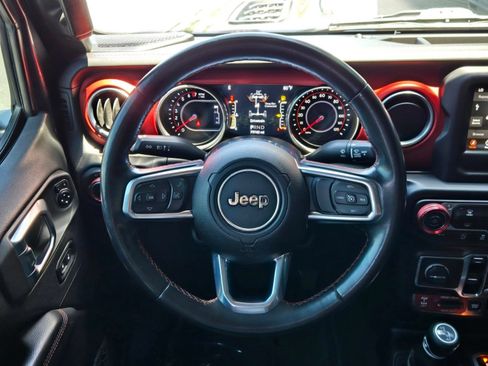 Used 2020 Jeep Wrangler Unlimited Rubicon w/ Steel Bumper Group AWD/4WD image 15