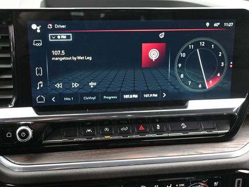 Used 2024 GMC Sierra 1500 SLT w/ SLT Premium Package image 18