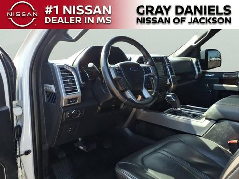 Used 2015 Ford F150 Platinum w/ Equipment Group 701A Luxury AWD/4WD image 10