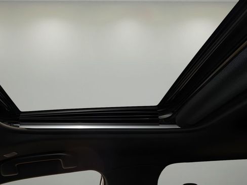 Certified 2025 Toyota RAV4 XSE AWD/4WD image 25
