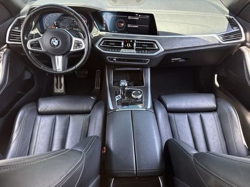 Used 2022 BMW X5 sDrive40i w/ M Sport Package RWD image 11