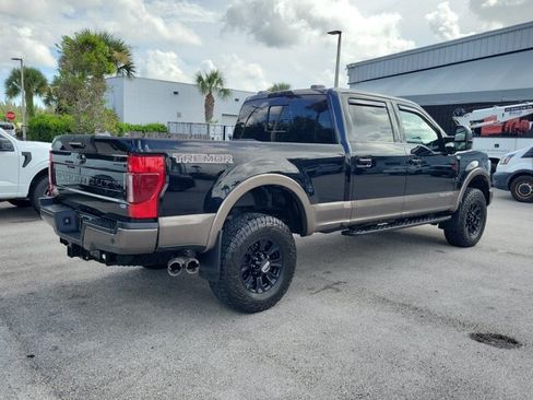 Certified 2022 Ford F350 King Ranch w/ Tremor Off-Road Package AWD/4WD image 7