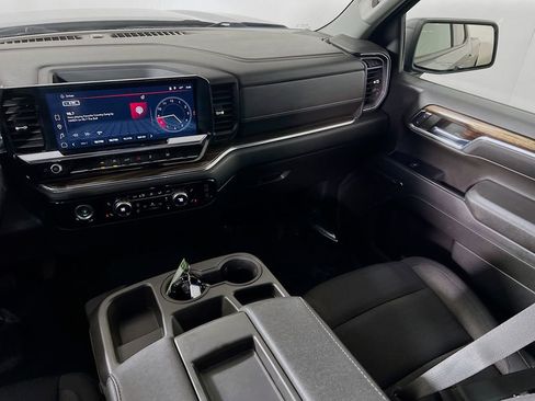 Used 2023 GMC Sierra 1500 Elevation image 19