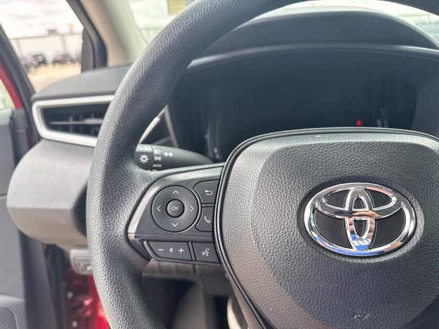 Used 2026 Toyota Corolla LE FWD image 12