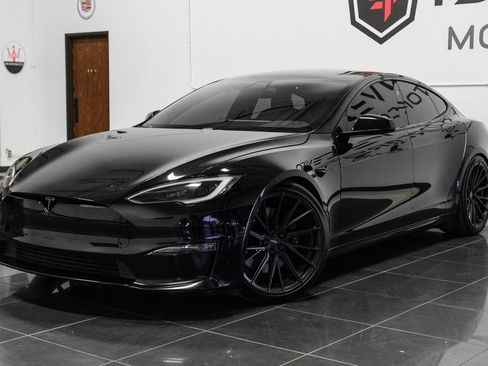 Used 2022 Tesla Model S Plaid image 8