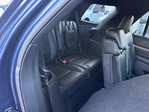 Used 2017 Ford Explorer Limited FWD image 17