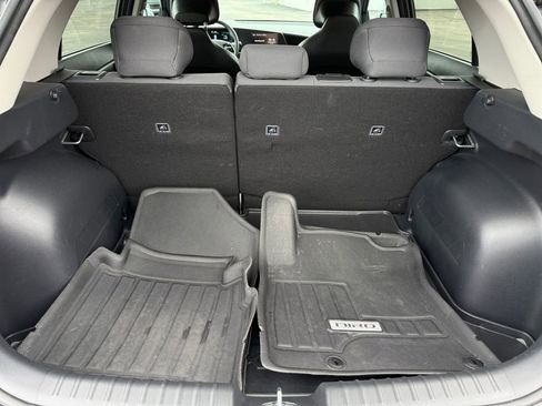 Used 2024 Kia Niro LX image 26