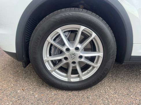Used 2013 Porsche Cayenne Diesel AWD/4WD image 26