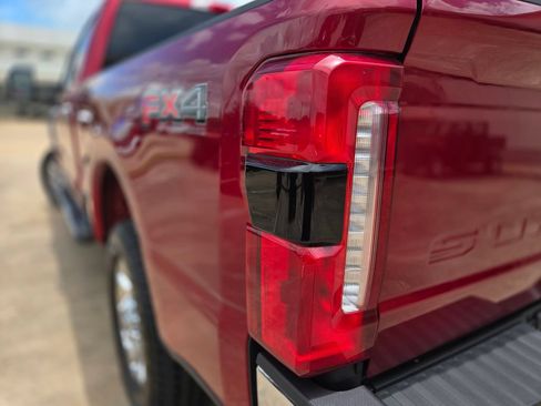 New 2026 Ford F250 Lariat w/ Chrome Package AWD/4WD image 32