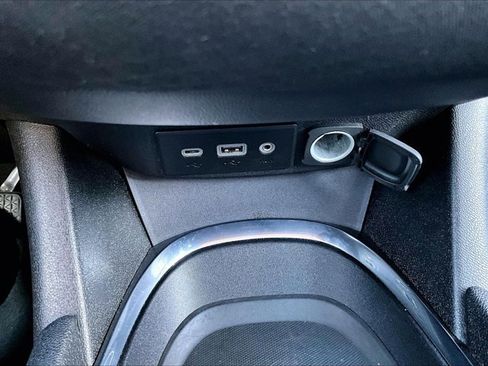 Used 2023 Chevrolet Malibu LT image 23